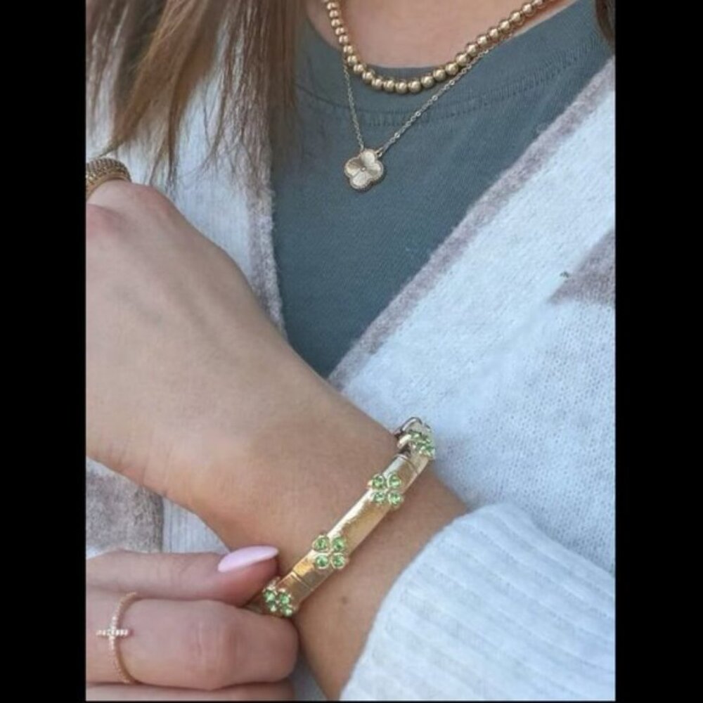 Park Lane LUCKY DAY Bracelet Stretch Shamrock St Patrick’s Day Clover Bangle NWT - Picture 3 of 7
